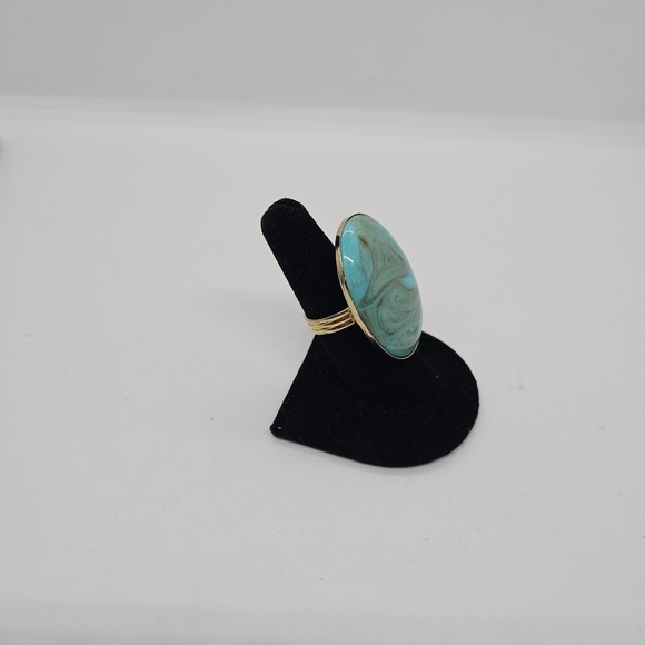 oversized faux turquoise cocktail ring adjustable - Picture 2 of 5
